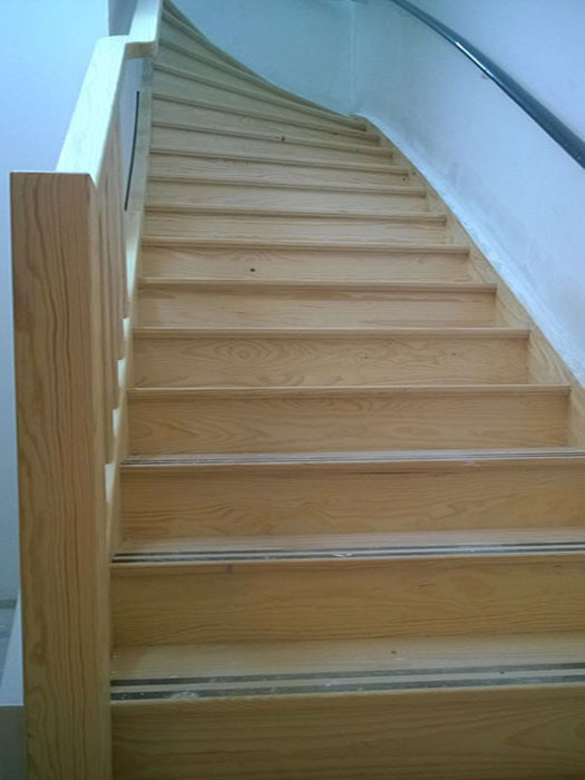 Escaleras de madera