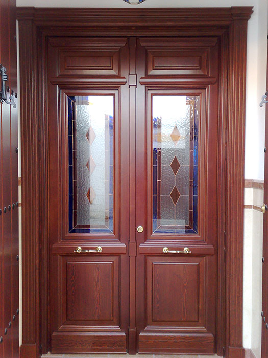 Puerta exterior madera de